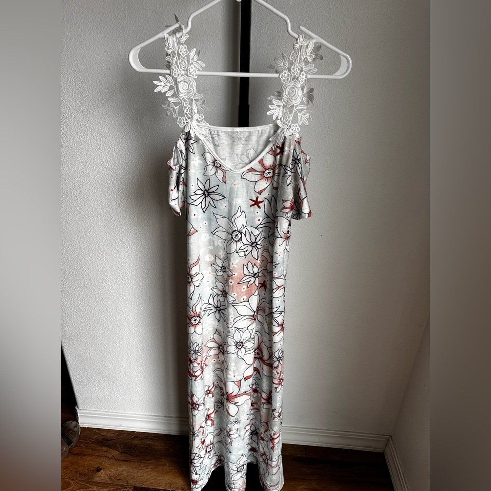 Medium dress